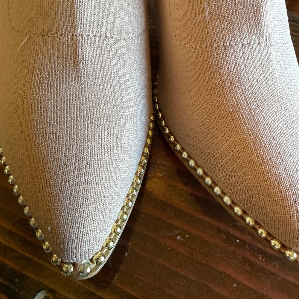 BCBGeneration “Beya” Women’s Fashion Boot – Size 10 - Picture 3 of 7